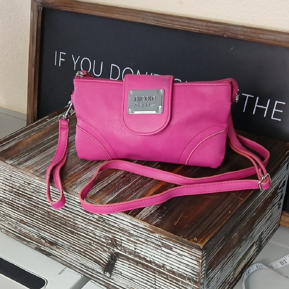 Nicole By Nicole Miller Fuchsia Pink Tri-pocket Crossbody Bag Wuth Card Slots